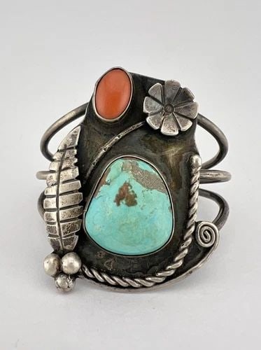 VTG NAVAJO STERLING SILVER TURQUOISE & RED CORAL STAMPED WIDE CUFF BRACELET (1 of 2)