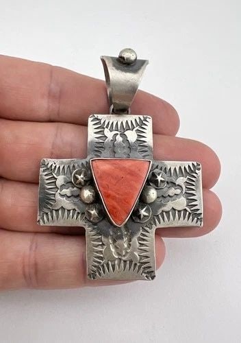 CHIMNEY BUTTE NAVAJO STERLING SILVER SPINY OYSTER STAMPED CROSS PENDANT 2.75": CHIMNEY BUTTE NAVAJO STERLING SILVER SPINY OYSTER STAMPED CROSS PENDANT 2.75" HUGE Chimney Butte Navajo Sterling Silver Spiny Oyster Stamped Cross Pendant 2.75" Size: 2 3/4" Tall With bail by 2" Wide 
