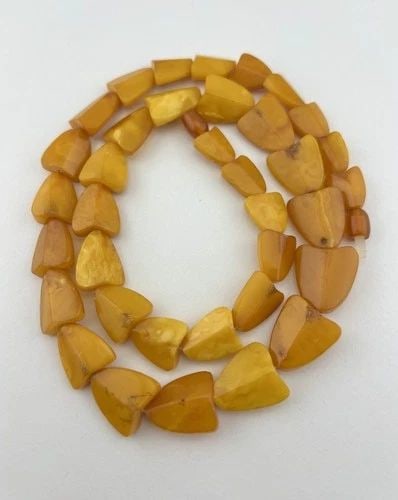ANTIQUE BUTTERSCOTCH EGG YOLK BALTIC AMBER SWIRL UNUSUAL BEAD NECKLACE 32.3G: ANTIQUE BUTTERSCOTCH EGG YOLK BALTIC AMBER SWIRL UNUSUAL BEAD NECKLACE 32.3G Antique Butterscotch Egg Yolk Baltic Amber Swirl Unusual Bead Necklace 32.3g Size: 24" Long - Screw Clasp Weight is 32.3 Gr