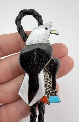 VINTAGE EVA ETSATE ZUNI MULTI GEM INLAY STERLING SILVER BALD EAGLE BOLO TIE 2.5": VINTAGE EVA ETSATE ZUNI MULTI GEM INLAY STERLING SILVER BALD EAGLE BOLO TIE 2.5" Vintage Eva Etsate Zuni Multi Gem Inlay Sterling Silver Bald Eagle Bolo Tie 2.5" Size: 2 1/2" Tall by Over 1 1/4" Wide 