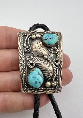 VTG W. DODSON NAVAJO STERLING SILVER SLEEPING BEAUTY TURQUOISE STAMPED BOLO TIE (1 of 2)