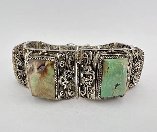 ANTIQUE CHINESE EXPORT SILVER TURQUOISE FLORAL PANEL FILIGREE LINK BRACELET 68G: ANTIQUE CHINESE EXPORT SILVER TURQUOISE FLORAL PANEL FILIGREE LINK BRACELET 68G Antique Chinese Export Silver Turquoise Floral Panel Filigree Link Bracelet 68.6g Metal: Sterling Silver Weight is 68.6 