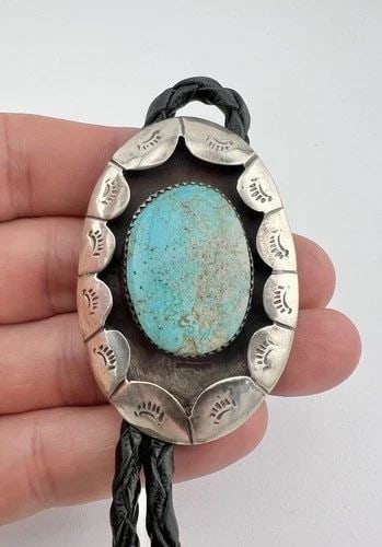VTG NAVAJO STERLING SILVER BLUE FOX TURQUOISE STAMPED SHADOWBOX BOLO TIE 2 1/8": VTG NAVAJO STERLING SILVER BLUE FOX TURQUOISE STAMPED SHADOWBOX BOLO TIE 2 1/8" Vtg Navajo Sterling Silver Blue Fox Turquoise Stamped Shadowbox Bolo Tie 2 1/8" Size: 2 1/8" Tall by Around 1 1/2" Wide 