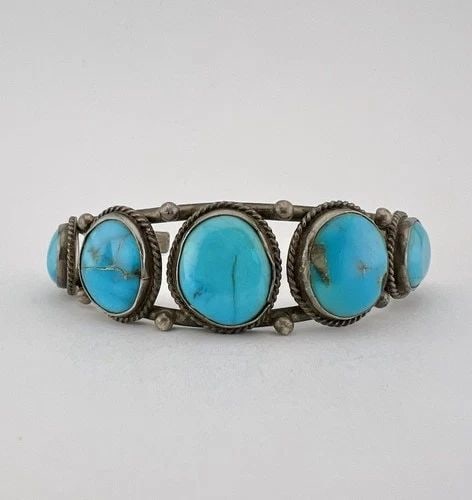 VTG NAVAJO STERLING SILVER BLUE GEM TURQUOISE 5 STONE WOMEN'S CUFF BRACELET: Vtg Navajo Sterling Silver Blue Gem Turquoise 5 Stone Women's Cuff Bracelet Cuff is 5 1/8" tip to Tip and has a 1 1/4" Wide Adjustable Gap Cuff Is 7/8" Wide In the Center Weight is 22.6 Grams on my sc