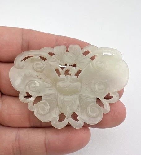 OLD CHINESE CARVED TRANSLUCENT WHITE JADE MOTH BUTTERFLY PLAQUE PENDANT 2 5/8": OLD CHINESE CARVED TRANSLUCENT WHITE JADE MOTH BUTTERFLY PLAQUE PENDANT 2 5/8" Old Chinese Carved Translucent White Jade Moth Butterfly Plaque Pendant 2 5/8" Size: 2 5/8" Wide By Over 1 3/4" Tall Tota