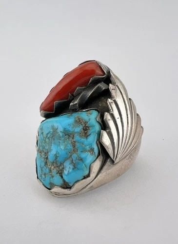 HUGE VTG R NIETO ZUNI STERLING SILVER TURQUOISE & CORAL STAMPED MEN'S RING 26.2G (1 of 2)
