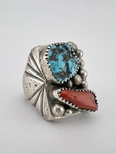 HUGE VTG NAVAJO STERLING SILVER TURQUOISE & CORAL STAMPED INGOT MEN'S RING 26.9G: HUGE VTG NAVAJO STERLING SILVER TURQUOISE & CORAL STAMPED INGOT MEN'S RING 26.9G HUGE Vtg Navajo Sterling Silver Turquoise & Coral Stamped Ingot Men's Ring 26.9g Ring Size: 10- Can Be Re Sized Weight 