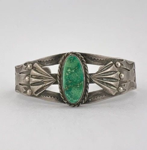 VTG FRED HARVEY NAVAJO STERLING SILVER CERRILLOS TURQUOISE STAMPED CUFF BRACELET: VTG FRED HARVEY NAVAJO STERLING SILVER CERRILLOS TURQUOISE STAMPED CUFF BRACELET Vtg Fred Harvey Navajo Sterling Silver Cerrillos Turquoise Stamped Cuff Bracelet Cuff is Around 5 3/8" tip to Tip and h