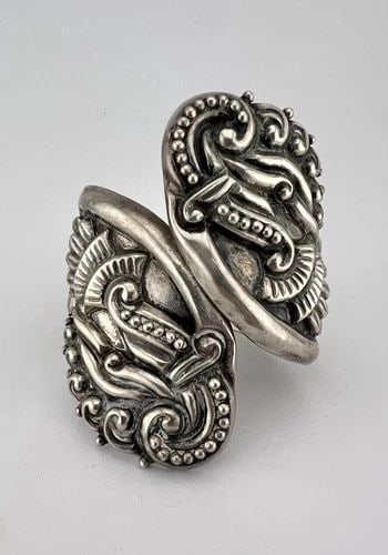 VTG 3" TAXCO MEXICO STERLING SILVER FLORAL SCROLL WIDE CLAMPER BRACELET 46.9G (1 of 2)