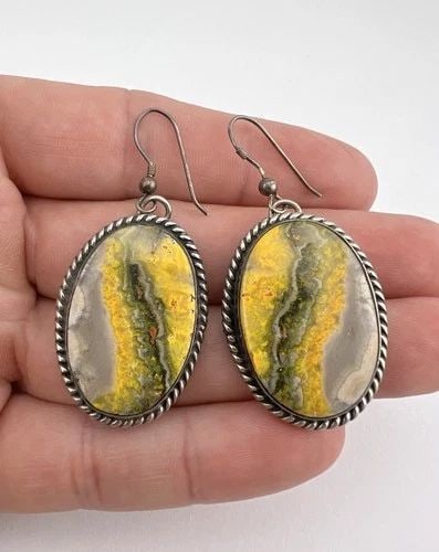CHIMNEY BUTTE NAVAJO STERLING SILVER BUMBLEBEE JASPER OVAL HOOK POST EARRINGS (1 of 2)