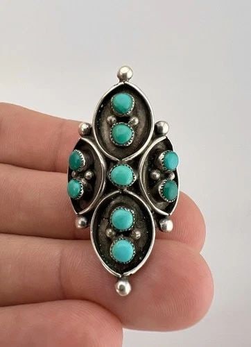 OLD VTG ZUNI STERLING SILVER PETIT POINT SNAKE EYE TURQUOISE WOMEN'S RING 1 5/8": OLD Vtg Zuni Sterling Silver Petit Point Snake Eye Turquoise Women's Ring 1 5/8" Ring Size: 6 - Can Be re Sized Weight is 6.9 Grams on my scale Metal: Sterling Silver Ring is 1 5/8" Tall In the Center