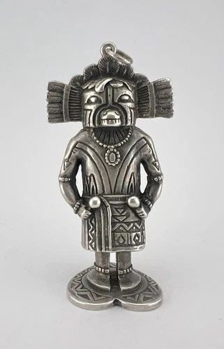 VINTAGE NAVAJO STERLING SILVER DETAILED KACHINA DOLL PENDANT STATUE FIGURE: VINTAGE NAVAJO STERLING SILVER DETAILED KACHINA DOLL PENDANT STATUE FIGURE Vintage Navajo Sterling Silver Detailed Kachina Doll Pendant Statue Figure Size: 2 1/2" Tall With bail By Almost 1 1/4" Wide 