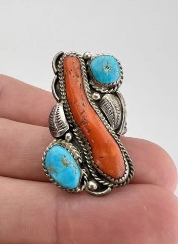 VTG SIMPLICIO LEEKYA DEYUSE ZUNI STERLING SILVER TURQUOISE CORAL WOMEN'S RING #1: VTG SIMPLICIO LEEKYA DEYUSE ZUNI STERLING SILVER TURQUOISE CORAL WOMEN'S RING #1 Vtg Simplicio Leekya Deyuse Zuni Sterling Silver Turquoise Coral Women's Ring #1 Ring Size: 7.25 - Can Be Resized Weigh