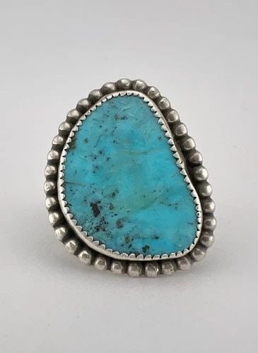 VTG BENJAMIN PIASO NAVAJO STERLING SILVER KINGMAN TURQUOISE STAMPED RING 32G: VTG BENJAMIN PIASO NAVAJO STERLING SILVER KINGMAN TURQUOISE STAMPED RING 32G Vtg Benjamin Piaso Navajo Sterling Silver Kingman Turquoise Stamped Men's Ring 32g Ring Size: 10.25 - Can Be Resized Weight