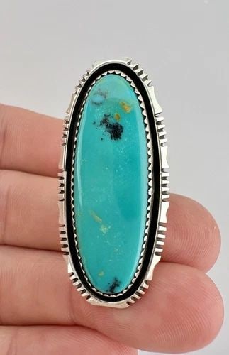 HUGE VINTAGE NAVAJO STERLING SILVER BLUE GEM TURQUOISE RING 1.75": HUGE VINTAGE NAVAJO STERLING SILVER BLUE GEM TURQUOISE RING 1.75" HUGE Vintage Navajo Sterling Silver Blue Gem Turquoise Ring 1.75" Size: 6.75 - Can Be Resized Weight is 11.6 Grams on my scale Metal: 