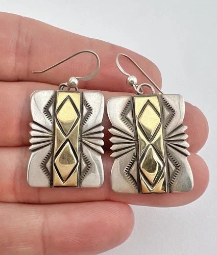 VTG MIKE BEGAY NAVAJO STERLING SILVER & 14K GOLD STAMPED HOOK DANGLE EARRINGS (1 of 2)