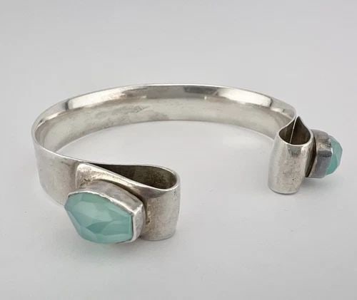 LILLY BARRACK MODERNIST STERLING SILVER ICY BLUE GEMSTONE CUFF BRACELET (1 of 2)