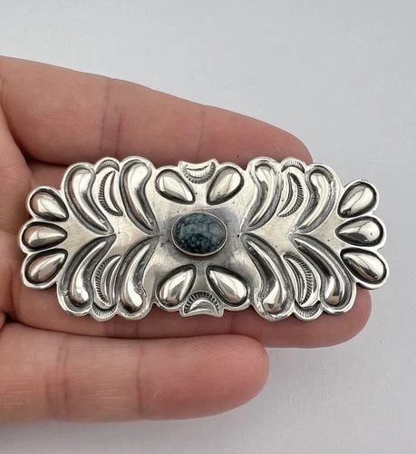 VTG NAVAJO STERLING SILVER KINGMAN TURQUOISE DEEP STAMPED CONCHO BROOCH PIN 3": VTG NAVAJO STERLING SILVER KINGMAN TURQUOISE DEEP STAMPED CONCHO BROOCH PIN 3" Vtg Navajo Sterling Silver Kingman Turquoise Deep Stamped Concho Brooch Pin 3" Size: 1 1/4" Tall In the Center by 3" Wide