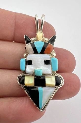 VINTAGE LS ZUNI STERLING SILVER MULTI GEMSTONE HORNED KACHINA PIN PENDANT 2": VINTAGE LS ZUNI STERLING SILVER MULTI GEMSTONE HORNED KACHINA PIN PENDANT 2" Vintage LS Zuni Sterling Silver Multi Gemstone Horned Kachina Pin Pendant 2" Size: 2" Tall With Bail & 1" Wide Metal: Sterl