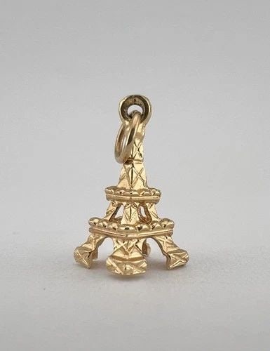 VINTAGE 14K YELLOW GOLD 3D EIFFEL TOWER PARIS CHARM PENDANT 5/8" - 0.8G: VINTAGE 14K YELLOW GOLD 3D EIFFEL TOWER PARIS CHARM PENDANT 5/8" - 0.8G Vintage 14k Yellow Gold 3D Eiffel Tower Paris Charm Pendant 5/8" - 0.8g Size: 5/8" Tall With Bail by 7mm Wide at the Base Metal:
