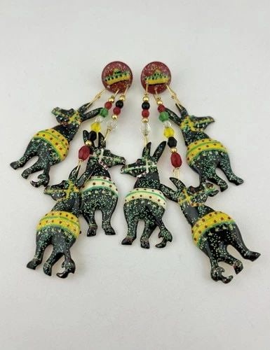 RARE LUNCH AT THE RITZ CHIHUAHUA DOGS MEXICO ENAMEL DANGLE POST EARRINGS 4.5" (1 of 2)
