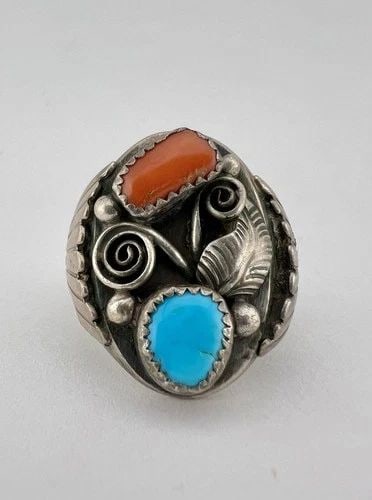 VTG NAVAJO STERLING SILVER SLEEPING BEAUTY TURQUOISE & CORAL 3D MEN'S RING 22.4G: VTG NAVAJO STERLING SILVER SLEEPING BEAUTY TURQUOISE & CORAL 3D MEN'S RING 22.4G Vtg Navajo Sterling Silver Sleeping Beauty Turquoise & Coral 3D Men's Ring 22.4g Ring Size: 13.25 - Can Be Re Sized Wei