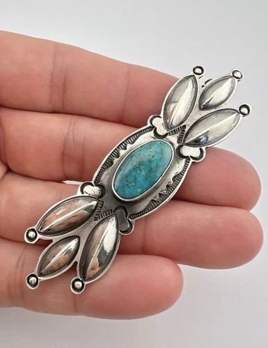 MARY CAYATINETO NAVAJO STERLING SILVER KINGMAN TURQUOISE STAMPED BROOCH PIN 3": MARY CAYATINETO NAVAJO STERLING SILVER KINGMAN TURQUOISE STAMPED BROOCH PIN 3" Mary Cayatineto Navajo Sterling Silver Kingman Turquoise Stamped Brooch Pin 3" Size: 3" Wide by 3/4" Tall Metal: Sterling