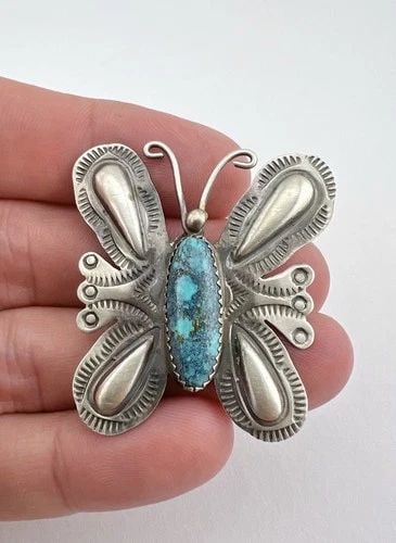 T. YAZZIE NAVAJO STERLING SILVER KINGMAN TURQUOISE BUTTERFLY BROOCH PIN 1 5/8" (1 of 2)