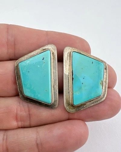 VINTAGE NAVAJO STERLING SILVER ROYSTON TURQUOISE POST EARRINGS- SIGNED: VINTAGE NAVAJO STERLING SILVER ROYSTON TURQUOISE POST EARRINGS- SIGNED Vintage Navajo Sterling Silver Royston Turquoise Post Earrings- Signed Size: 1 1/4" Tall & Around 7/8" Wide Weight is 17.3 Grams 
