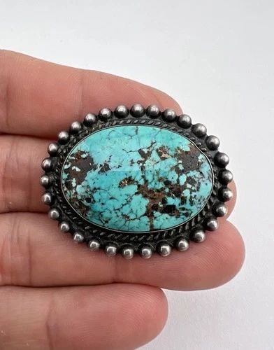 VTG FRED HARVEY ERA NAVAJO STERLING SILVER TURQUOISE STAMPED OVAL PIN BROOCH: VTG FRED HARVEY ERA NAVAJO STERLING SILVER TURQUOISE STAMPED OVAL PIN BROOCH Vtg Fred Harvey Era Navajo Sterling Silver Turquoise Stamped Oval Pin Brooch Size: 1 5/8" Wide By Over 1 1/4" Tall Metal: S