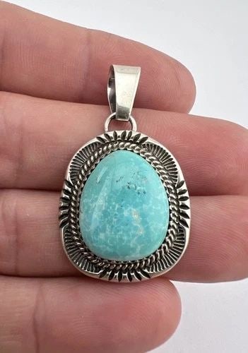VTG WILL DENETDALE NAVAJO STERLING SILVER FOX TURQUOISE STAMPED PENDANT 1 5/8": VTG WILL DENETDALE NAVAJO STERLING SILVER FOX TURQUOISE STAMPED PENDANT 1 5/8" Vtg Will Denetdale Navajo Sterling Silver Fox Turquoise Stamped Pendant 1 5/8" Size: 1 5/8" Tall With Bail & Around 1" Wi