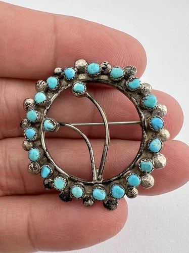VTG ZUNI STERLING SILVER PETIT POINT TURQUOISE CLUSTER FLOWER CIRCLE PIN BROOCH (1 of 2)
