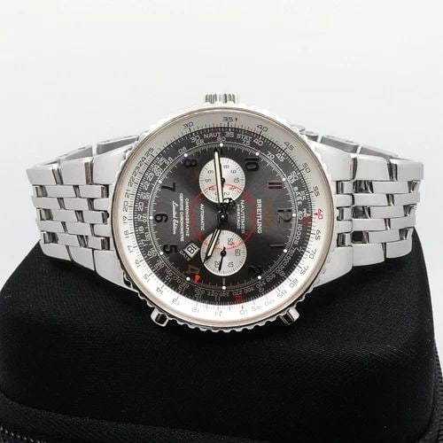 BREITLING A35360 NAVITIMER HERITAGE LEFT CROWN AUTOMATIC WATCH - 43MM LIMITED (1 of 2)