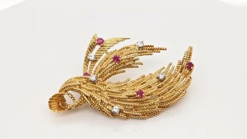 18K YELLOW GOLD PLACE VENDOME DIAMOND & RUBIES BROOCH PIN (1 of 2)