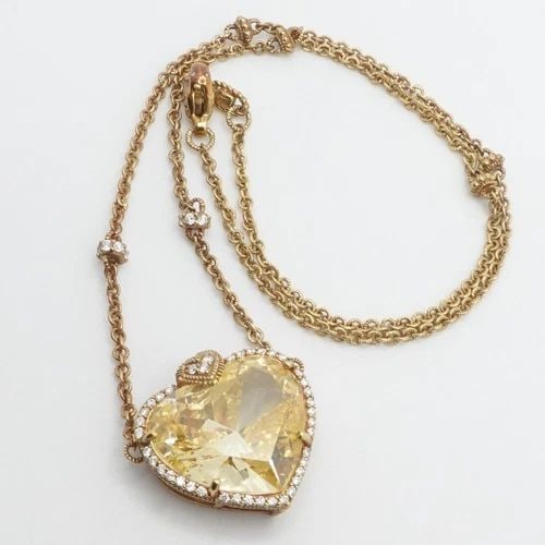 JUDITH RIPKA 18K YELLOW GOLD YELLOW CRYSTAL & DIAMOND HEART NECKLACE 17": JUDITH RIPKA 18K YELLOW GOLD CANARY YELLOW QUARTZ & DIAMOND HEART NECKLACE 17" Judith Ripka 18K Yellow Gold Canary Yellow Quartz Heart with Diamond Pendant Necklace Length - 17" Long Chain Width - 2mm
