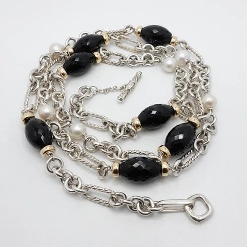 DAVID YURMAN STERLING SILVER 18K YELLOW GOLD ONYX PEARL CHAIN NECKLACE 36" POUCH: DAVID YURMAN STERLING SILVER 18K YELLOW GOLD ONYX PEARL CHAIN LONG NECKLACE 36" David Yurman Sterling Silver 18K Yellow Gold Black Onyx & Pearl Figaro Chain Necklace Length - 36" Long Chain Width - 7-