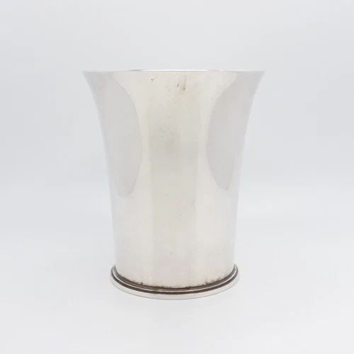 GEORG JENSEN HARALD NIELSEN STERLING SILVER 671C PYRAMID CUP - 3.5" NO MONOGRAM: GEORG JENSEN HARALD NIELSEN STERLING SILVER 671C PYRAMID CUP - 3.5" NO MONOGRAM Georg Jensen Designed by Harald Nielsen Sterling Silver Pattern No. 671C Pyramid Cup No Monogram Height - 3.5" (9'cm) To