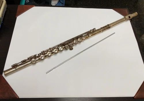 SELMER SIGNET COIN .900 FINE SILVER FLUTE - SERIAL 25168 - 26.5" LONG - 14.72 OZ (1 of 2)