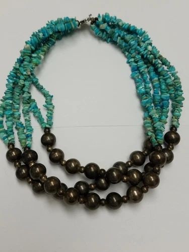 STERLING SILVER CLASP BEAD BALL & TURQUOISE NECKLACE 19": STERLING SILVER CLASP BEAD BALL & TURQUOISE NECKLACE 19" Sterling Silver Bead Ball & Turquoise Necklace Length - 19" Total Weight - 165.0 Grams Excellent Condition & Well Kept