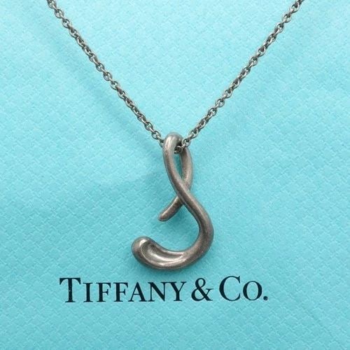 TIFFANY & CO. PERETTI STERLING SILVER INITIAL LETTER S PENDANT LONG NECKLACE 30": TIFFANY & CO. PERETTI STERLING SILVER INITIAL LETTER S PENDANT LONG NECKLACE 30" Tiffany & Co. Elsa Peretti Sterling Silver Cursive Initial Letter S Pendant Long Necklace Length - 30" Long Chain Width