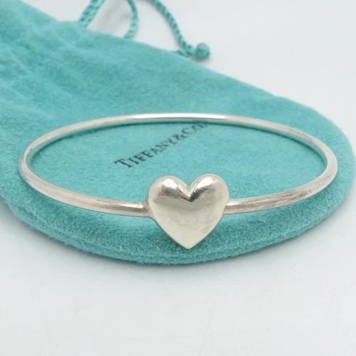 TIFFANY & CO. STERLING SILVER PUFFED HEART WIRE BANGLE BRACELET 6.5" WRIST POUCH: TIFFANY & CO. STERLING SILVER PUFFED HEART WIRE BANGLE BRACELET 6.5" WRIST POUCH TIFFANY & CO. STERLING SILVER PUFFED HEART WIRE BANGLE BRACELET 6.5" WRIST POUCH