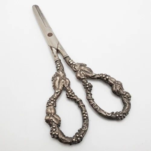 STERLING SILVER GRAPE VINE HANDLE SCISSORS - 6.25" (1 of 2)