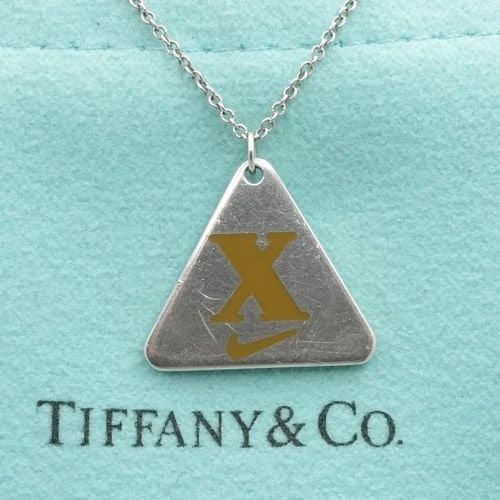 TIFFANY & CO. X NIKE STERLING SILVER WOMENS 2013 MARATHON PENDANT NECKLACE 18" (1 of 2)