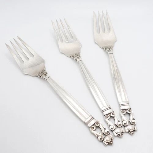 GEORG JENSEN JOHAN ROHDE STERLING SILVER ACORN SALAD FORK 6.69" (1 of 2)