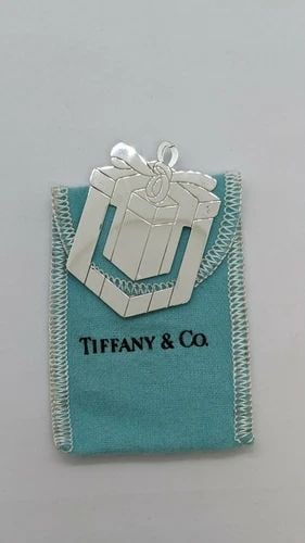 TIFFANY & CO. STERLING SILVER GIFT BOX BOOKMARK POUCH: Tiffany & Co. Sterling Silver Gift Box Bookmark Total Weight - 5.9 Grams Professionally Polished & Looks Brand New Pouch Included