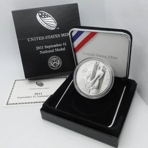 2011 W U.S MINT SEPTEMBER 11 1 OZ SILVER PROOF NATIONAL MEDAL #S11 BOX & COA (1 of 2)