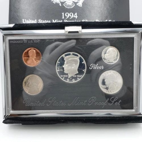 1994 S U.S MINT PREMIER SILVER PROOF SET - WITH BOX: 1994 S U.S MINT PREMIER SILVER PROOF SET - WITH BOX 1994 S U.S Mint Premier Silver Proof Set Mintage Limit - 149,320 The following each 5 coin includes: [1] Kennedy Half 90% Silver Dollar (12.500 g) [