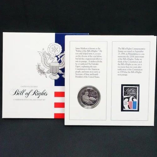 1993 S U.S MINT BILL OF RIGHTS PROOF SILVER HALF DOLLAR COIN & STAMP SET COA OGP: 1993 S U.S MINT BILL OF RIGHTS PROOF SILVER HALF DOLLAR COIN & STAMP SET COA OGP 1993 S U.S Mint Bill of Rights Proof Silver Half Dollar Coin & Stamp Set COA OGP Included