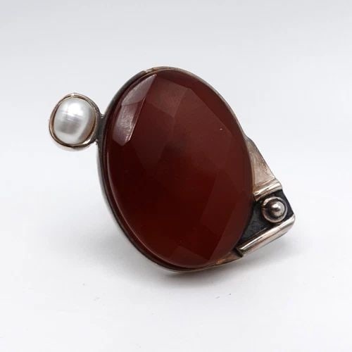 OP SILVER 950 CARNELIAN & PEARL GEMSTONE COCKTAIL RING - SIZE 6.75: OP SILVER 950 CARNELIAN & PEARL GEMSTONE COCKTAIL RING - SIZE 6.75 OP Silver 950 Carnelian & Pearl Gemstone Cocktail Ring Size - 6.75 Band Width - 6.5mm Height - 1.25" Length - 0.80" Total Weight - 20
