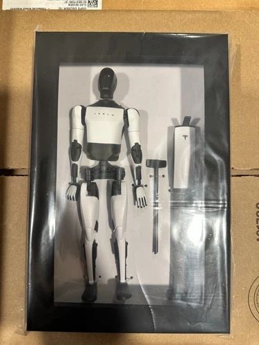 TESLA BOT ACTION FIGURE - BRAND NEW - SHIP FAST: TESLA BOT ACTION FIGURE - BRAND NEW - SHIP FAST Tesla Bot Action Figure - Brand New - Ship Fast Factory Sealed